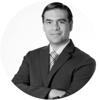 Dr. Cristian Muñoz Canales